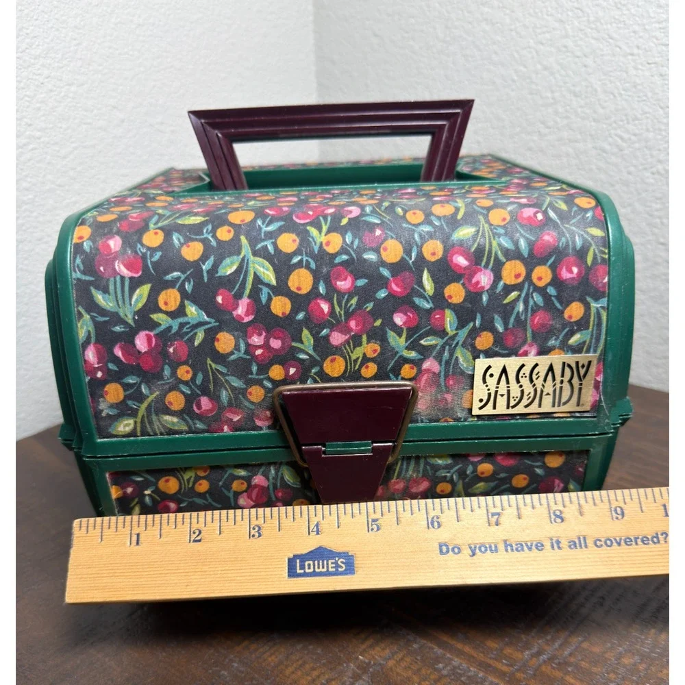 VTG Sassaby Makeup Train Case Green Floral Washable Fabric Mirror 90s Made In US